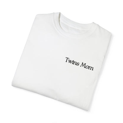 T-shirt twins mom